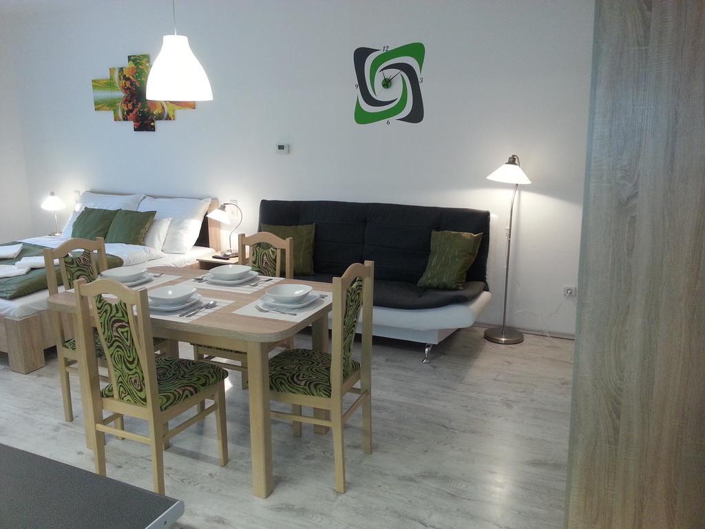 Downtown Apartment Miskolc Exterior foto