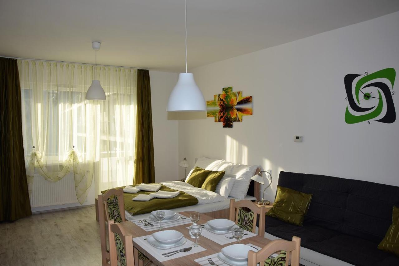 Downtown Apartment Miskolc Exterior foto